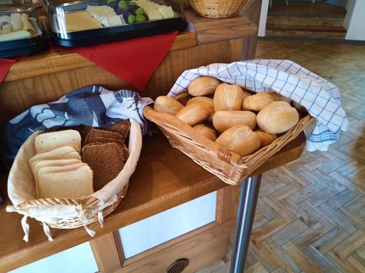 Altstadtpension Brandenburg Brandenburg  ภายนอก รูปภาพ